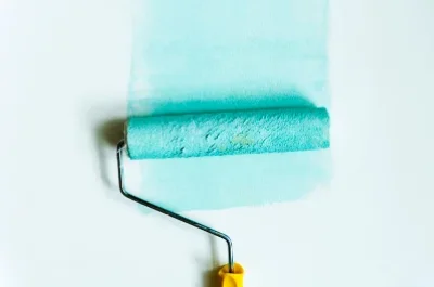 Peinture intérieure à Montagnieu — murs, plafonds et boiseries